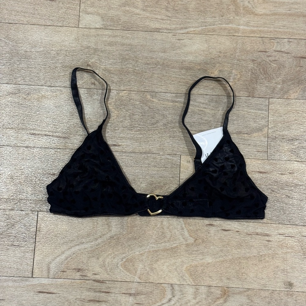 NWT Forever 21 Black Heart Sheer Bralette Size S/M